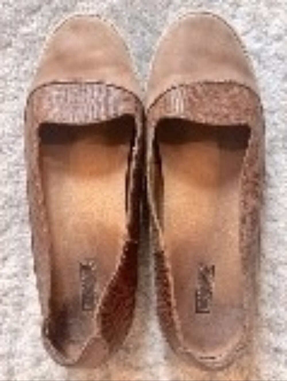 Olukai brown flats Sz: 9W. Good condition inside & Great condition on bottom.